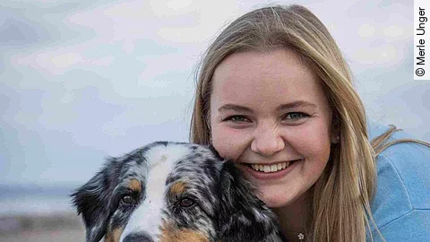 Merle Unger mit Hund
