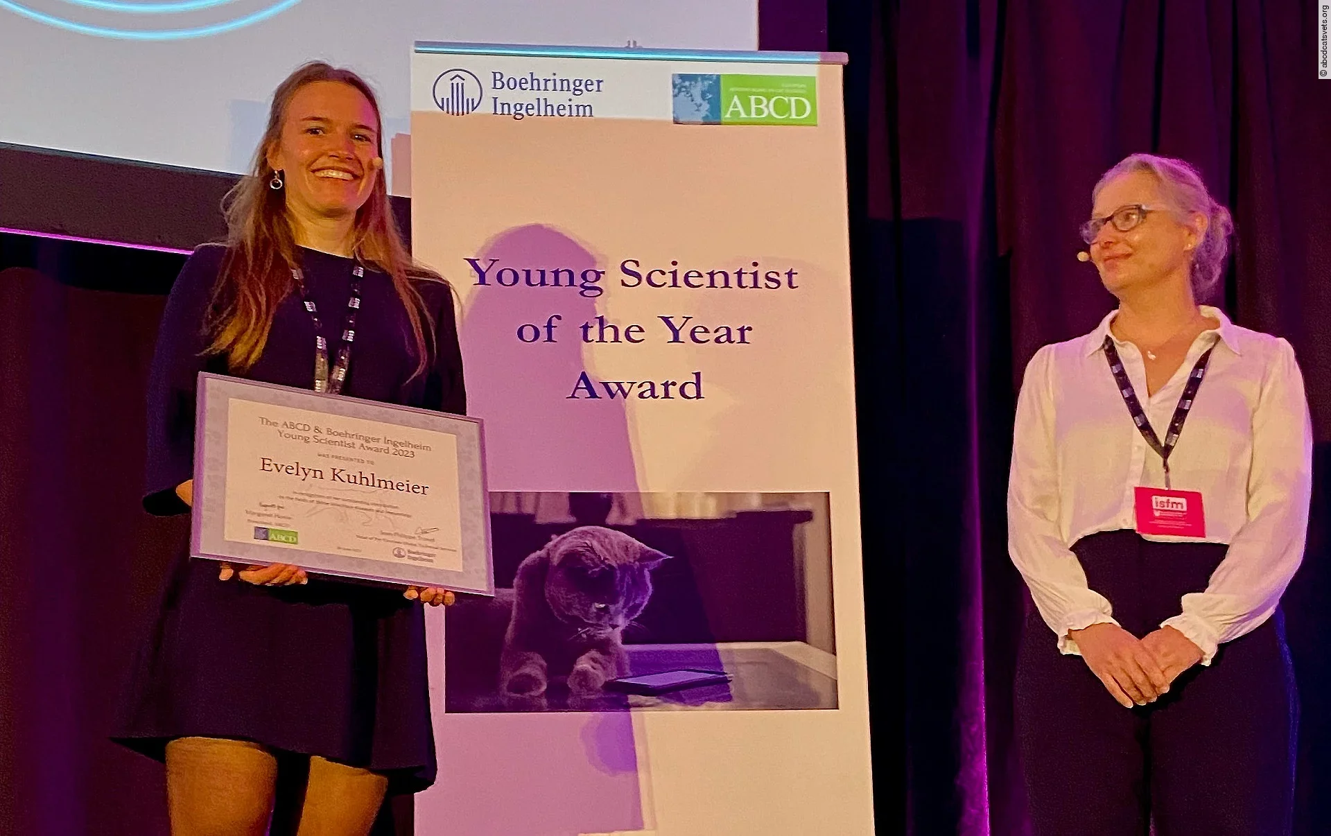 Evelyn Kuhlmeier nimmt Preis entgegen