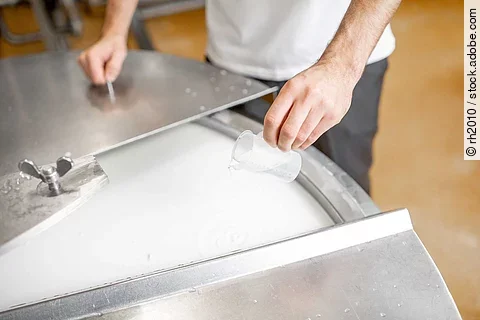 Adding supplements during the milk fermentation