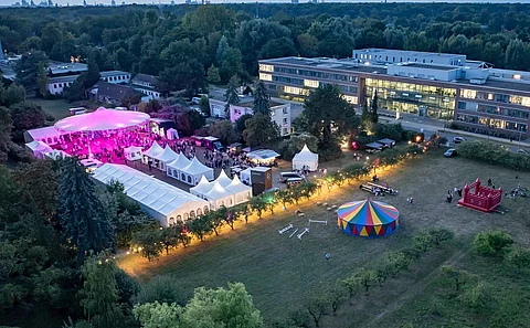 Das VetFestival-Gelände auf dem Campus der Stiftung Tierärztliche Hochschule Hannover aus der Vogelperspektive.