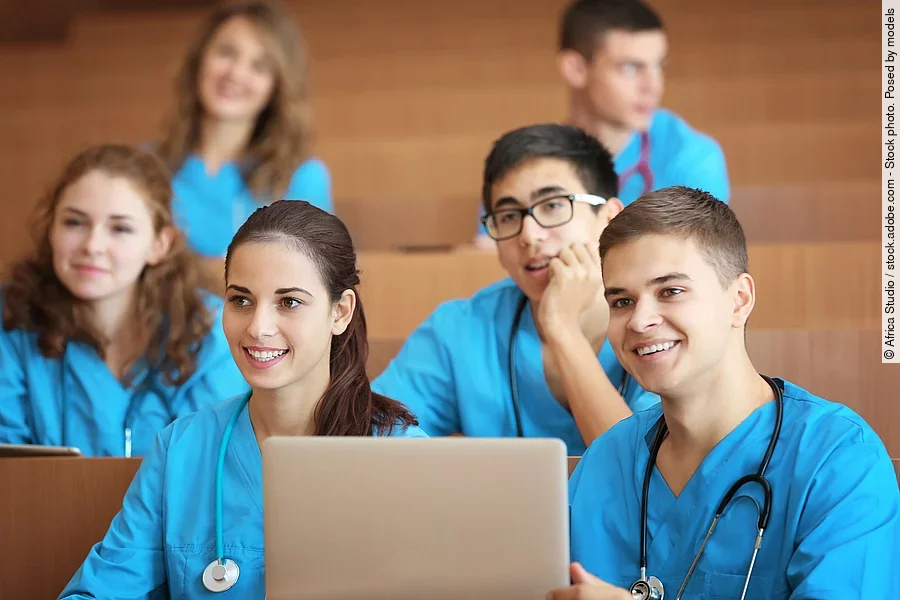 Studierende im Hörsaal